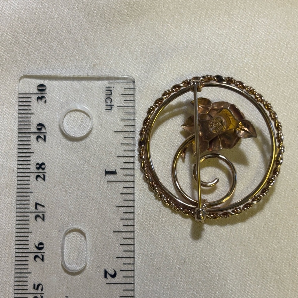 Vintage Gold Fill Floral Rose Leaf Brooch Pin - Picture 4 of 4